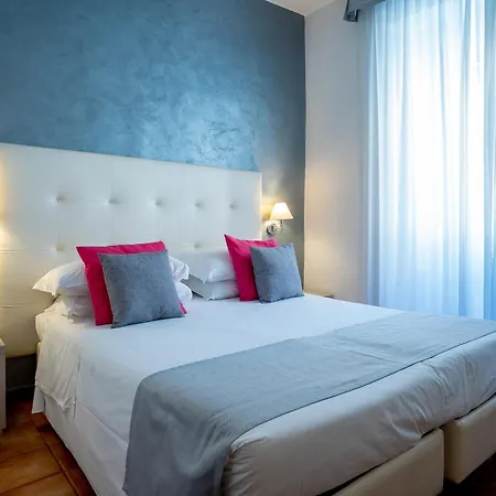 Hotel Gabriella-3
