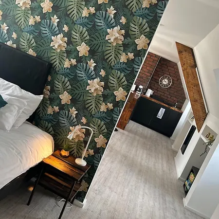 Cardiff Arms Bistro & Hotel-3