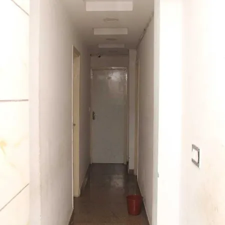 Hotel O Food Plaza-3