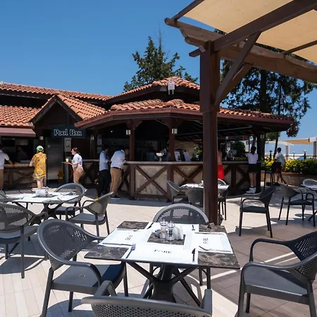 Fore Resort & Spa-3