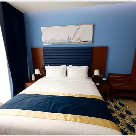 Baniyas Plaza Hotel Apartments-3