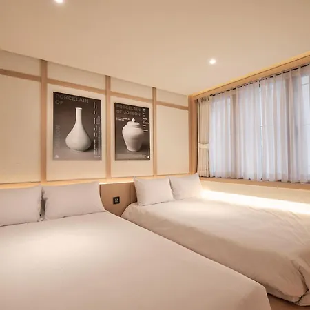 Uh Suite Central Seoul-3