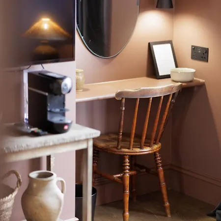 The Silk Rooms, At The Freemasons Inn-3