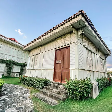 Las Casas Filipinas De Acuzar-3