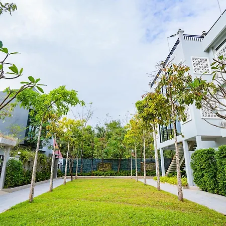 Rainforest Hotel By Nsun-3