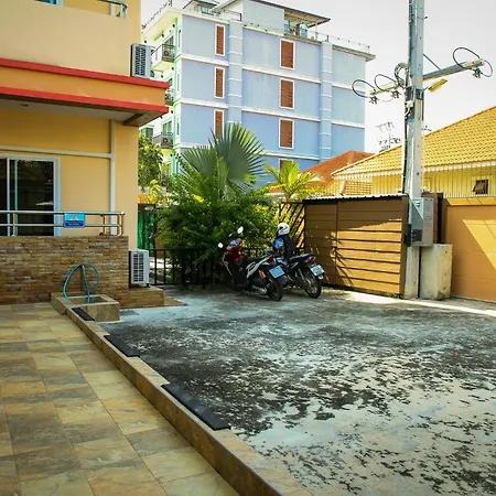 Sky Villa Hua Hin Guesthouse - Adults-Only-2