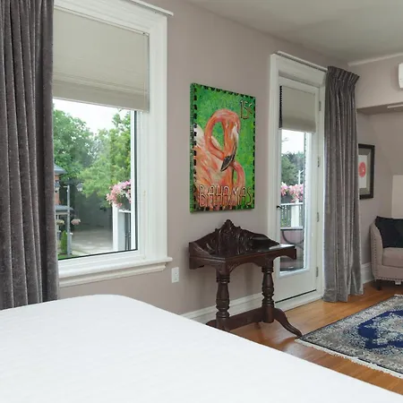 Avery House B&B-2