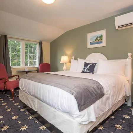 The Inn On Mount Desert-3