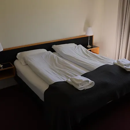 Hotel Varmahlid-3