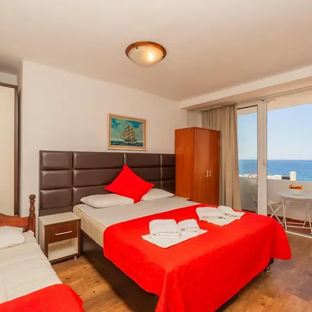 David Apartments And Rooms-3