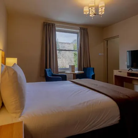 The Tarbet Hotel-2
