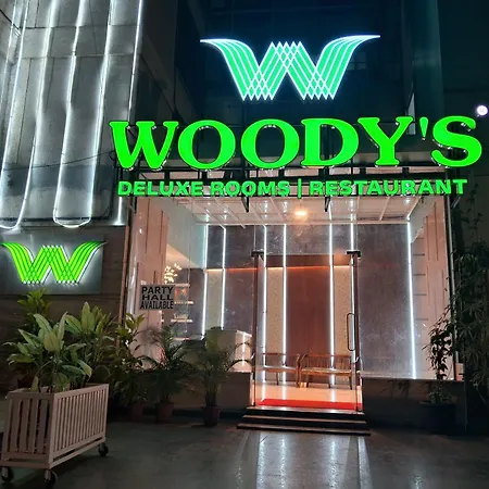 Woody'S-3