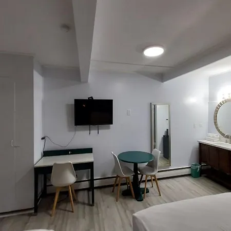 Village Motel By Oyo Clinton-3
