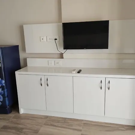 Deluxe Guest House-2