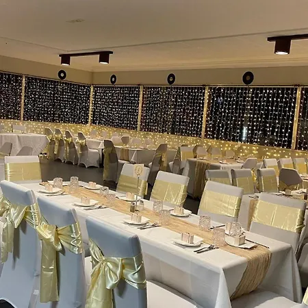 Club Hotel-3