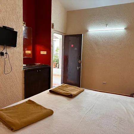 Hotel Sai Plaza-2