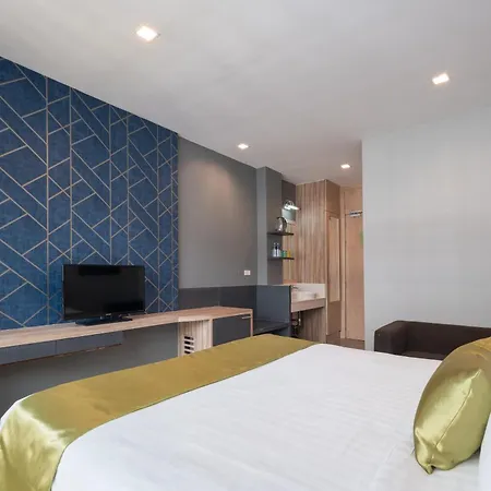 Icheck Inn Gems Center Silom-2