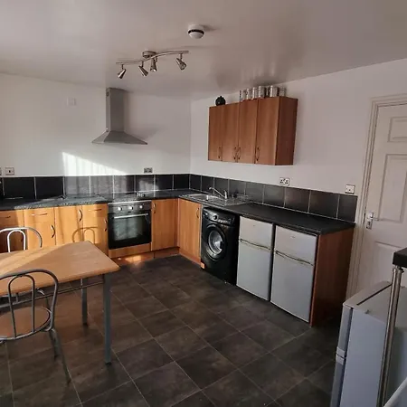 En Suite Room With Kitchen Facilities-2