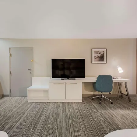 Hilton Garden Inn Oklahoma City Midtown-3