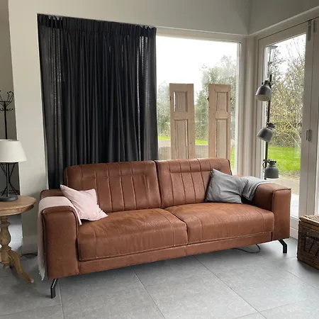 Gastenverblijf bij de Buuren-2