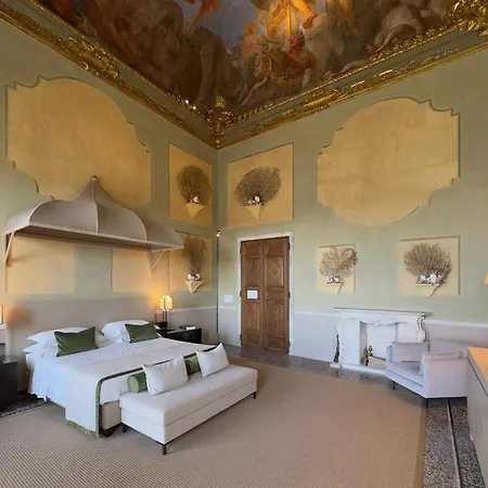 Hotel Palazzo Durazzo Suites-3