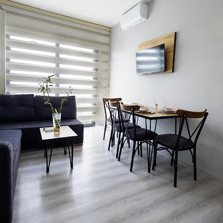 Zal Suite-2