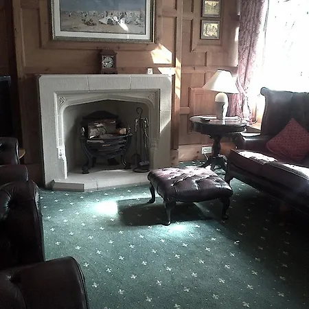 Lewinsdale Lodge-2