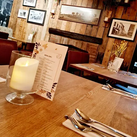 The Royal Oak-3