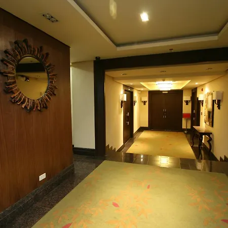 Crown Regency Hotel Makati-3