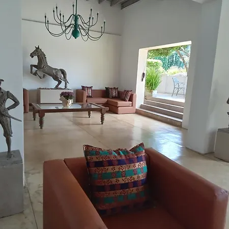 The Lady Hill Hotel-2