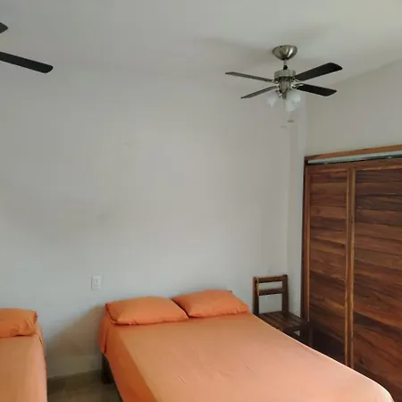 BM Zihua Casa de Huéspedes-2
