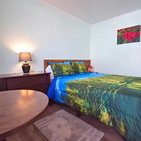 Jacques Cartier Motel-2