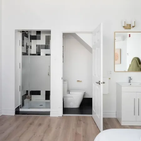 Penfield Suites-3