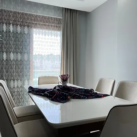 Gardenya Lara Suit Hotel-3