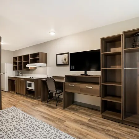Woodspring Suites Corona-2