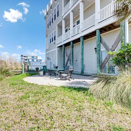 Bay Manor-3