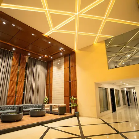 Hotel Miracle 2Km From Mahakal Temple-2
