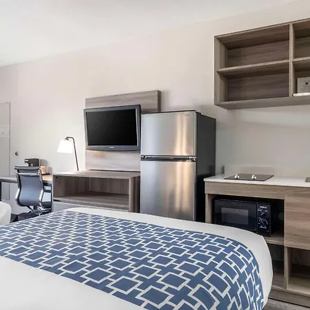 Suburban Studios Tysons Corner-2