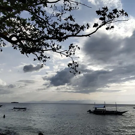 Moalboal Beach Front Hotel-2