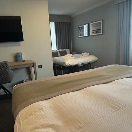The Essex Golf & Country Club Hotel-3