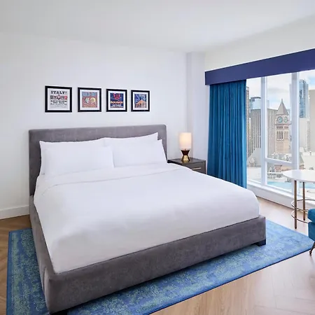 Pantages Hotel Toronto Centre-3