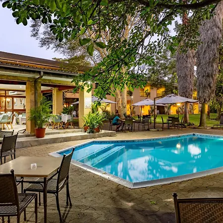 Hotel Numbi & Garden Suites-3
