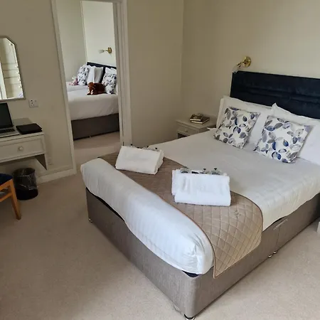 Redcliffe Hotel-2
