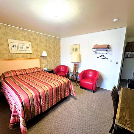Red Top Motor Inn-2