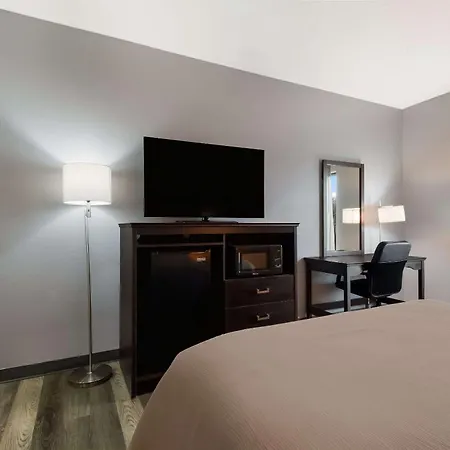 Quality Inn Columbia I-65-3