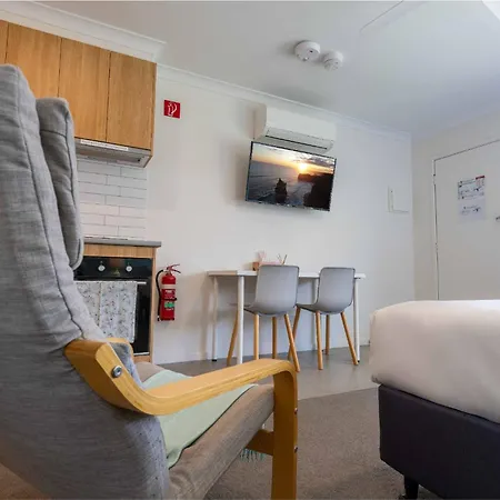 Botanic City Apartments-3