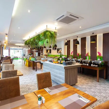Thanthip Beach Resort Patong-3