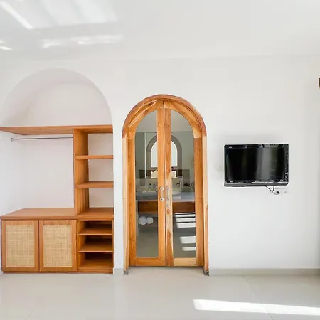 Apple Villas & Apartments, Close To Canggu & Seminyak-2
