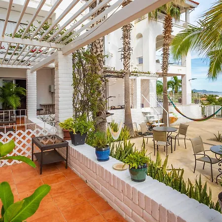 Mariamar Suites-3