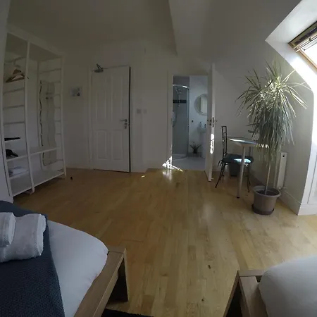 Seagull Cottage B&B-3